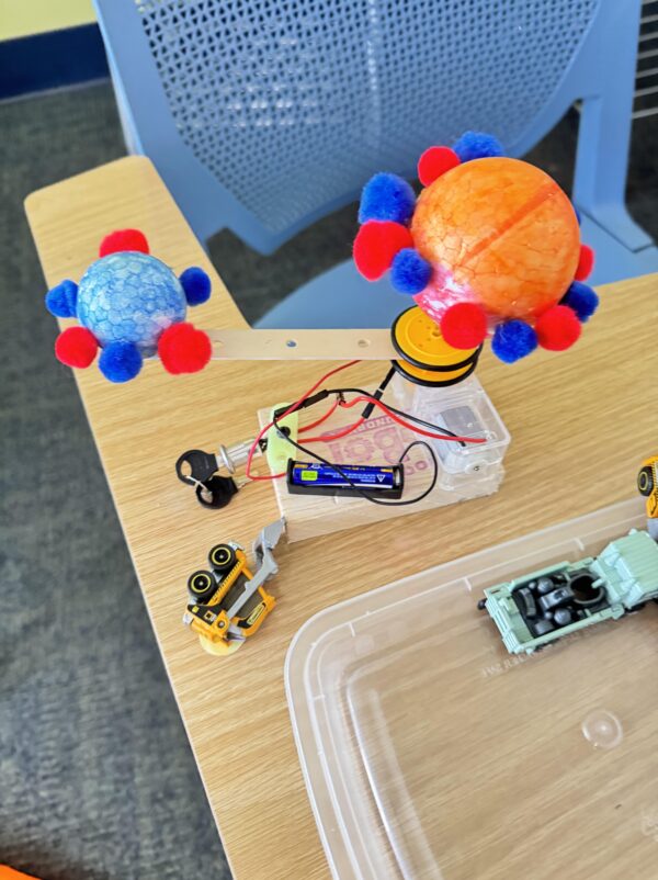 Solar Spinbot is out of this world!